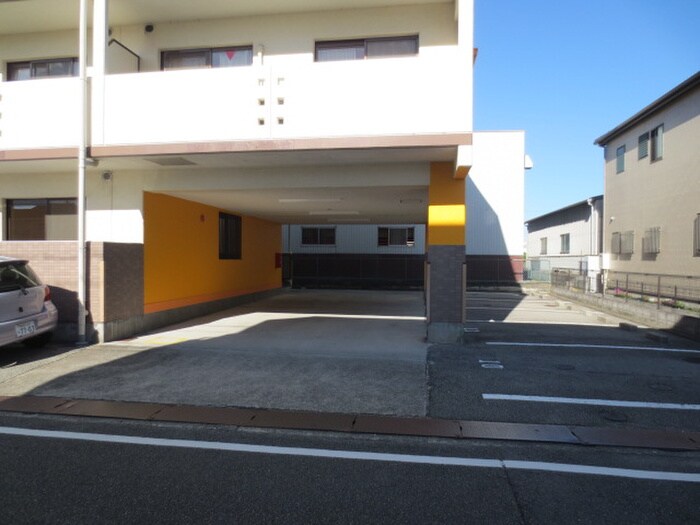 物件外観写真3　(建物設備)