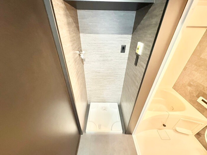 物件内観写真9　(洗濯機置場)