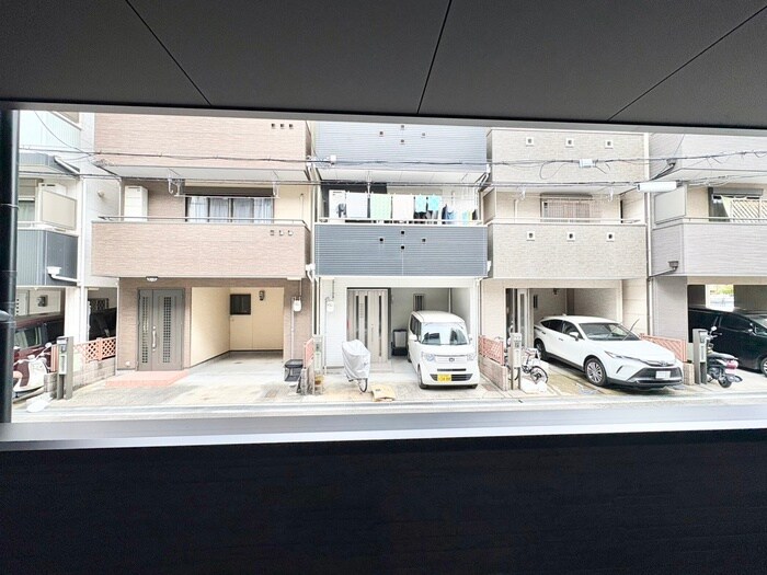 物件内観写真22　(室内からの展望)