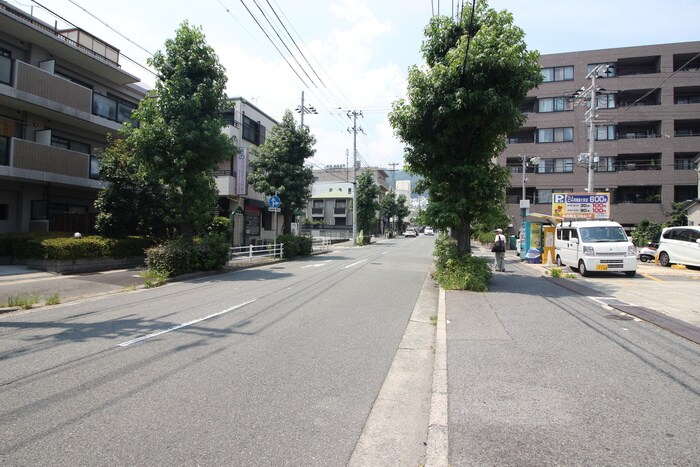 物件外観写真5　(周辺環境)