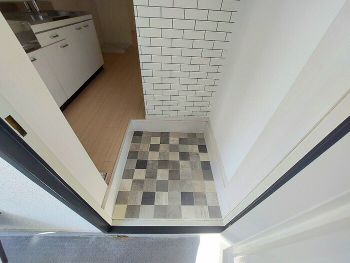 物件内観写真22　(玄関)