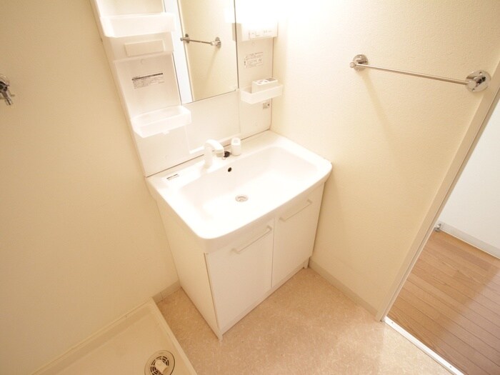 物件内観写真9　(洗面)