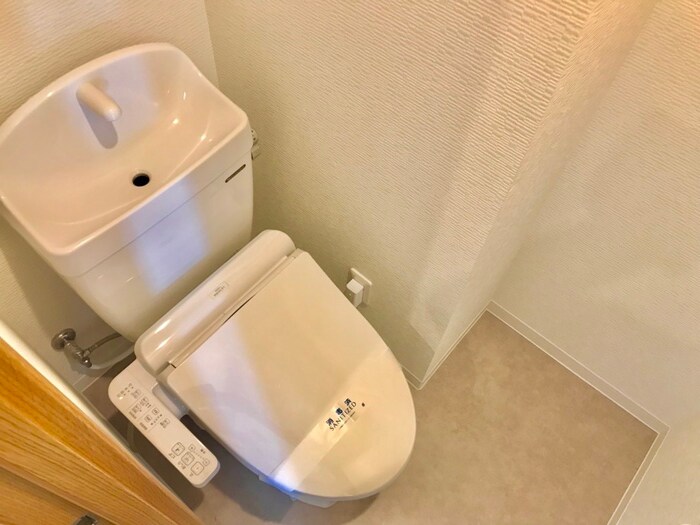 物件内観写真10　(トイレ)