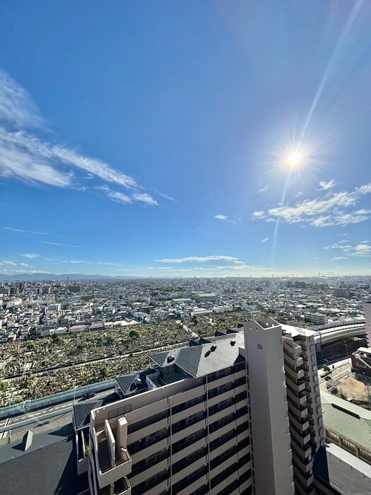 物件内観写真22　(室内からの展望)