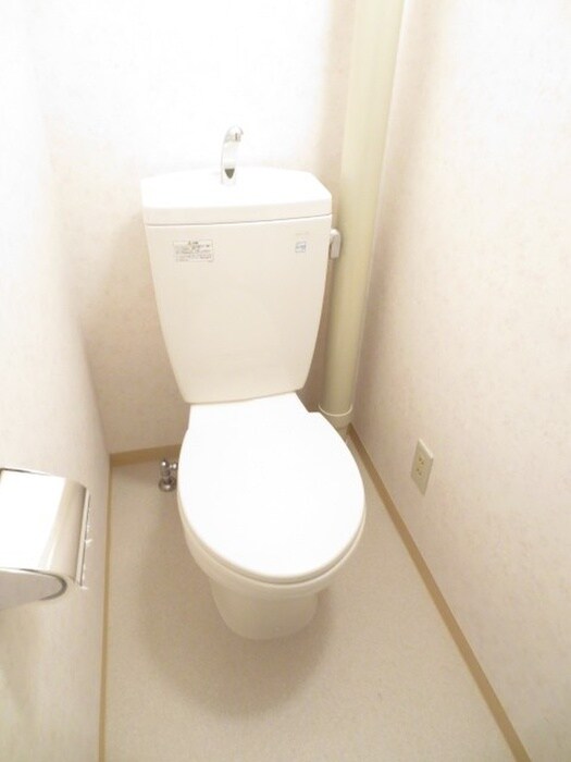 物件内観写真8　(トイレ)