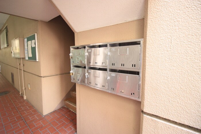 物件外観写真4　(建物設備)