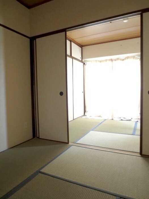 物件内観写真11　(居室)