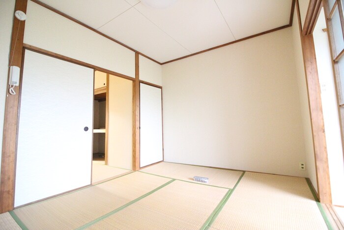 物件内観写真7　(居室)