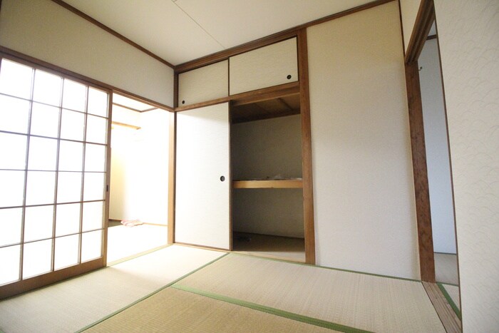 物件内観写真10　(居室)