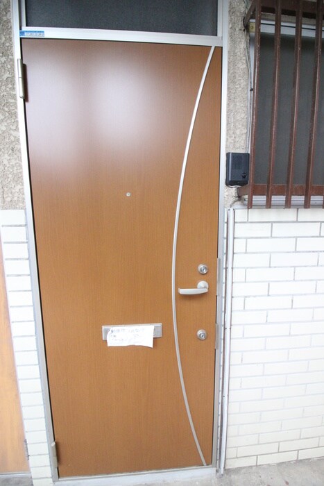 物件内観写真14　(玄関)