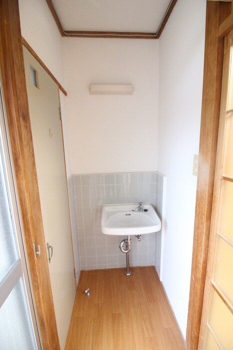 物件内観写真19　(洗面)