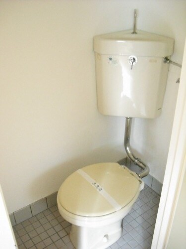 物件内観写真12　(トイレ)