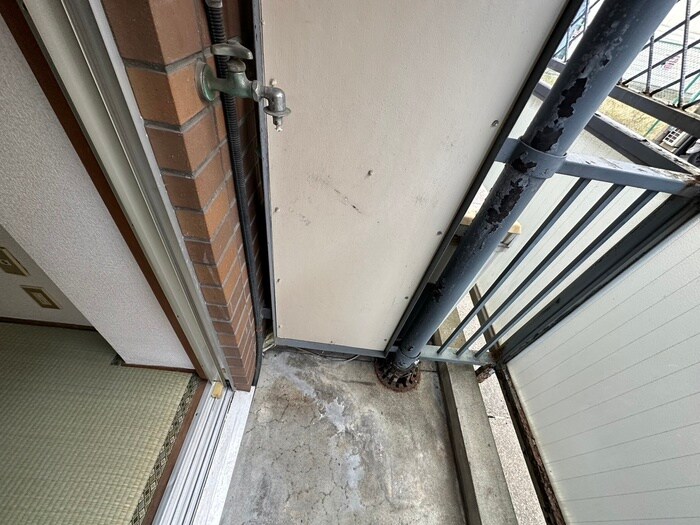 物件内観写真17　(洗濯機置場)