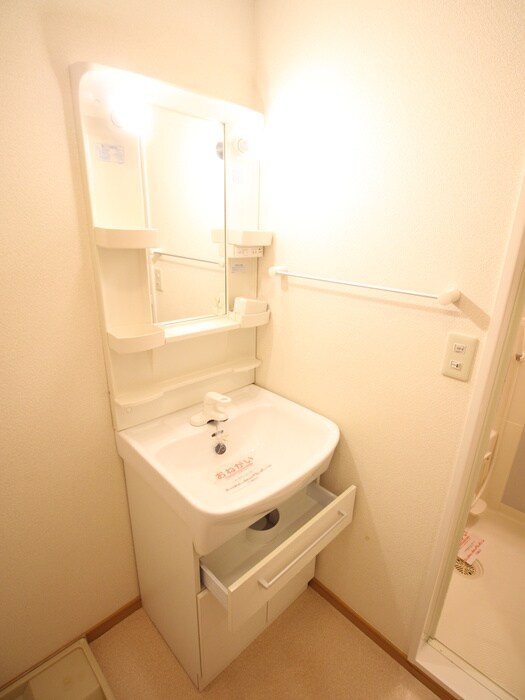 物件内観写真12　(洗面)