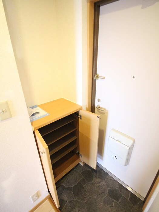 物件内観写真16　(靴箱)