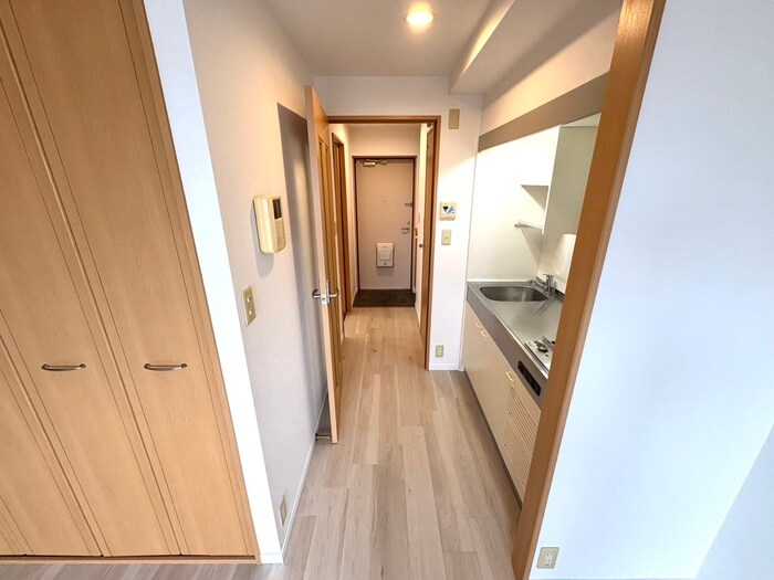 物件内観写真19　(廊下)