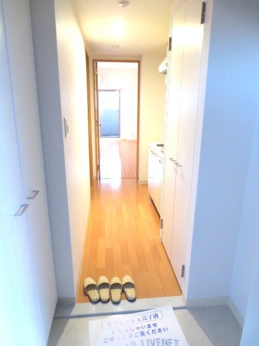 物件内観写真7　(玄関)