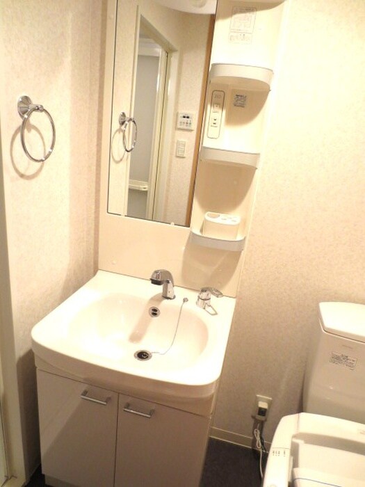 物件内観写真9　(洗面)