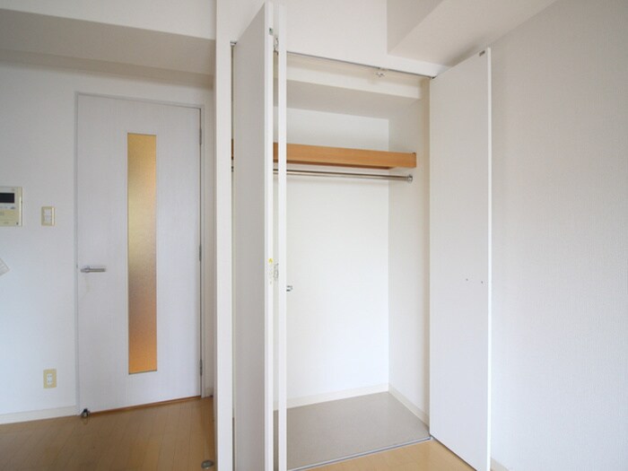 物件内観写真10　(収納)