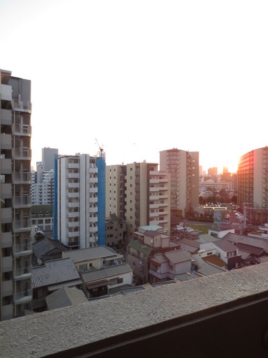 物件内観写真15　(室内からの展望)