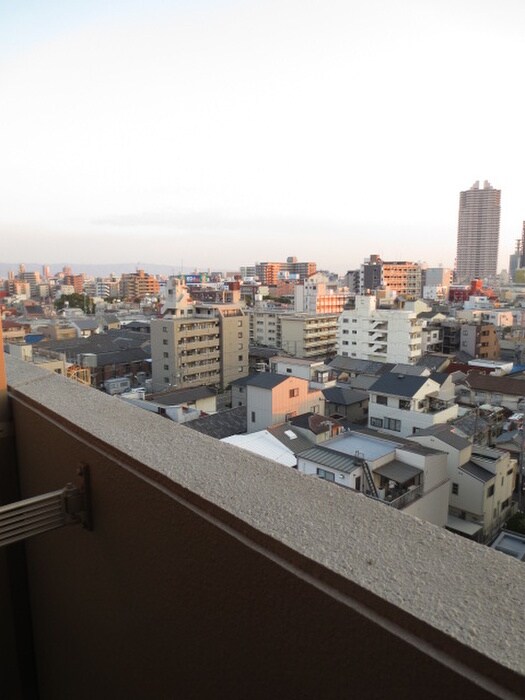 物件内観写真16　(室内からの展望)