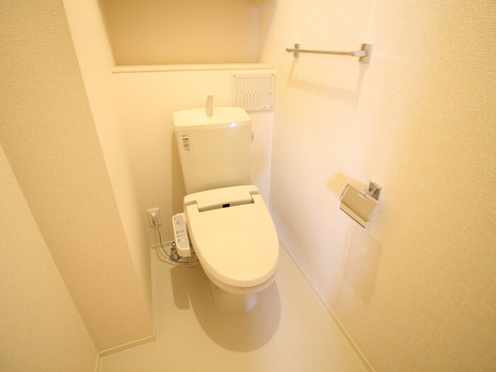 物件内観写真11　(トイレ)