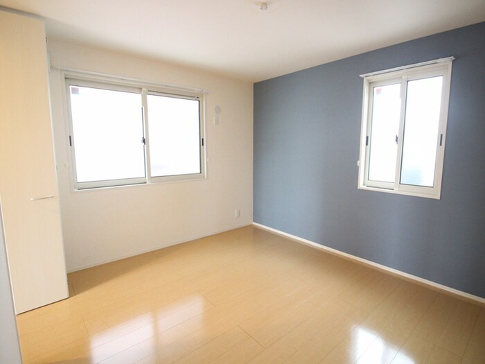 物件内観写真18　(室内からの展望)