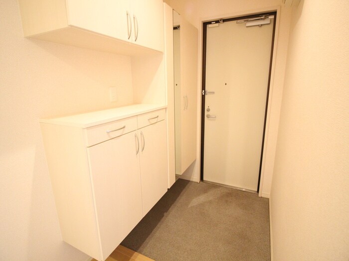 物件内観写真20　(玄関)