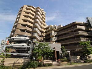 ﾌﾟﾛﾊﾟﾚｽ吹田ﾓﾅｰｸﾋﾙｽﾞ(402)外観写真