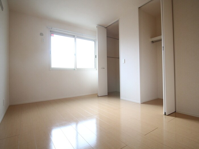 物件内観写真18　(室内からの展望)