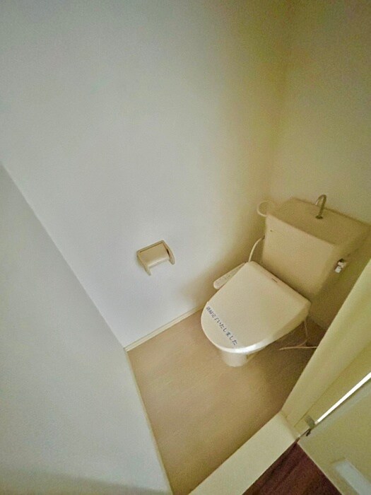 物件内観写真15　(トイレ)