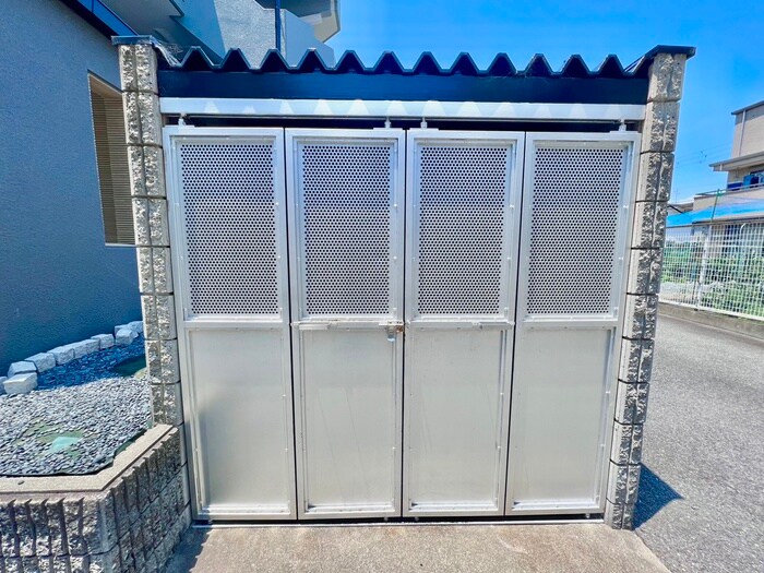 物件外観写真6　(建物設備)