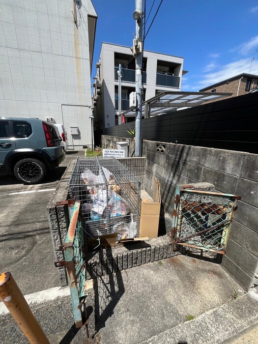 物件外観写真6　(建物設備)