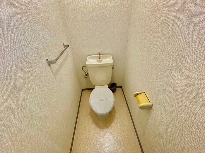 物件内観写真10　(トイレ)