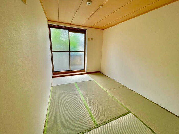 物件内観写真19　(居室)