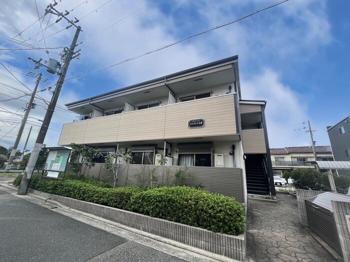 物件外観写真1　(外観写真)