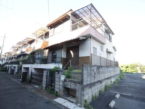 八幡中ノ山貸家外観写真
