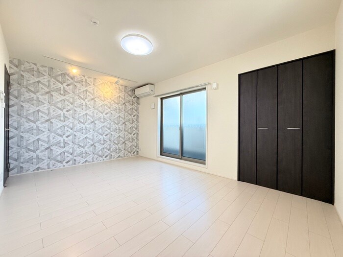 物件内観写真8　(居室)