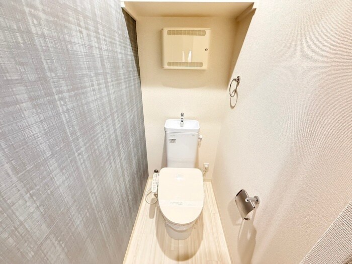 物件内観写真9　(トイレ)