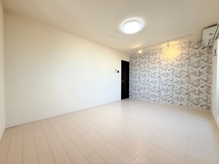 物件内観写真13　(居室)