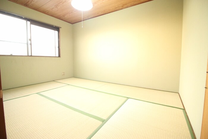 物件内観写真9　(居室)