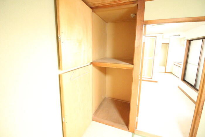 物件内観写真18　(収納)