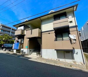 ルミエ－ル山手外観写真