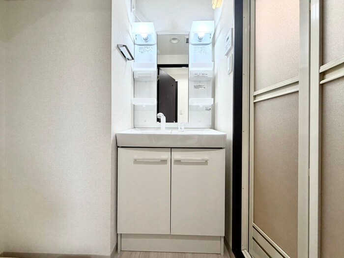 物件内観写真11　(洗面)