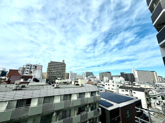 物件内観写真13　(室内からの展望)