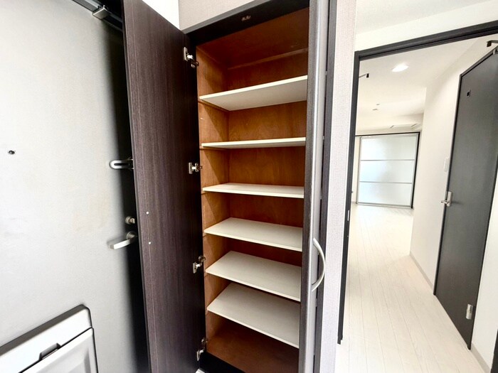 物件内観写真15　(収納)