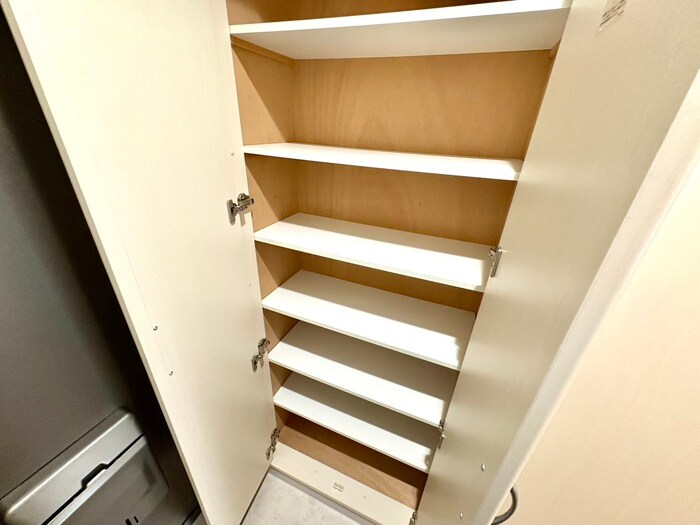 物件内観写真17　(靴箱)