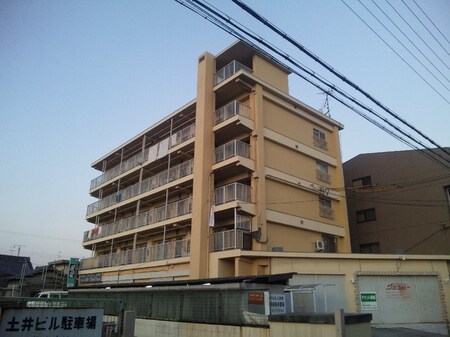 土井ビル外観写真