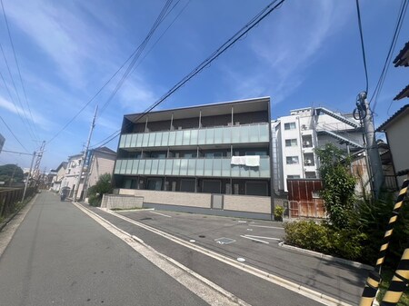 Ｗｅｓｔ　Ｃｏａｓｔ外観写真