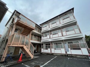 ネオコーポ都　西棟外観写真